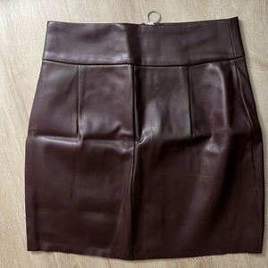 Express leather skirt